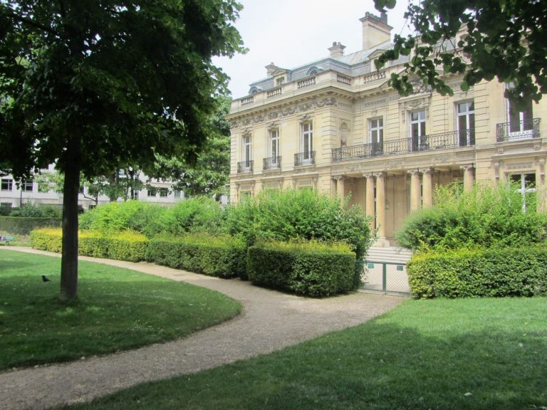 biorentals-jardin-salomon-de-rothschild-768x576