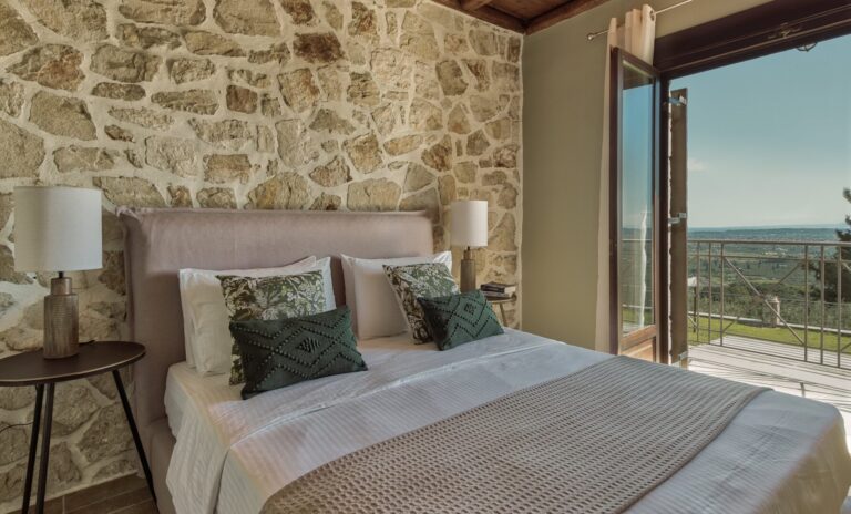 bio-rentals-zante-apartment-greece-bedroom-768x464