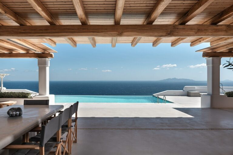 bio-rentals-villa-vigli-santorini-2-768x512