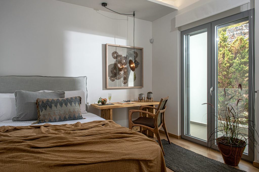 bio-rentals-bedroom-crete