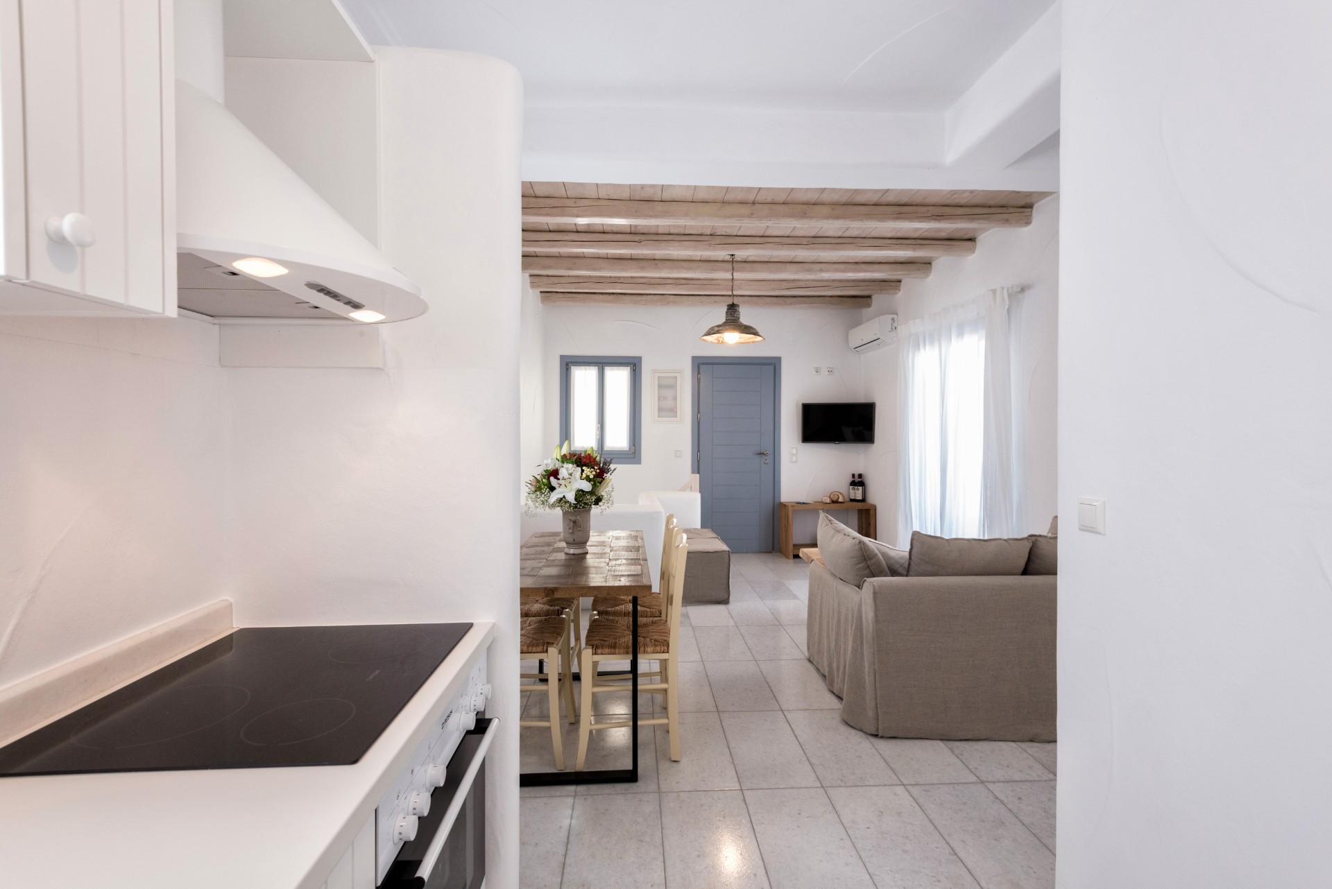 bio-rentals-koufonissia-kitchen-open-space