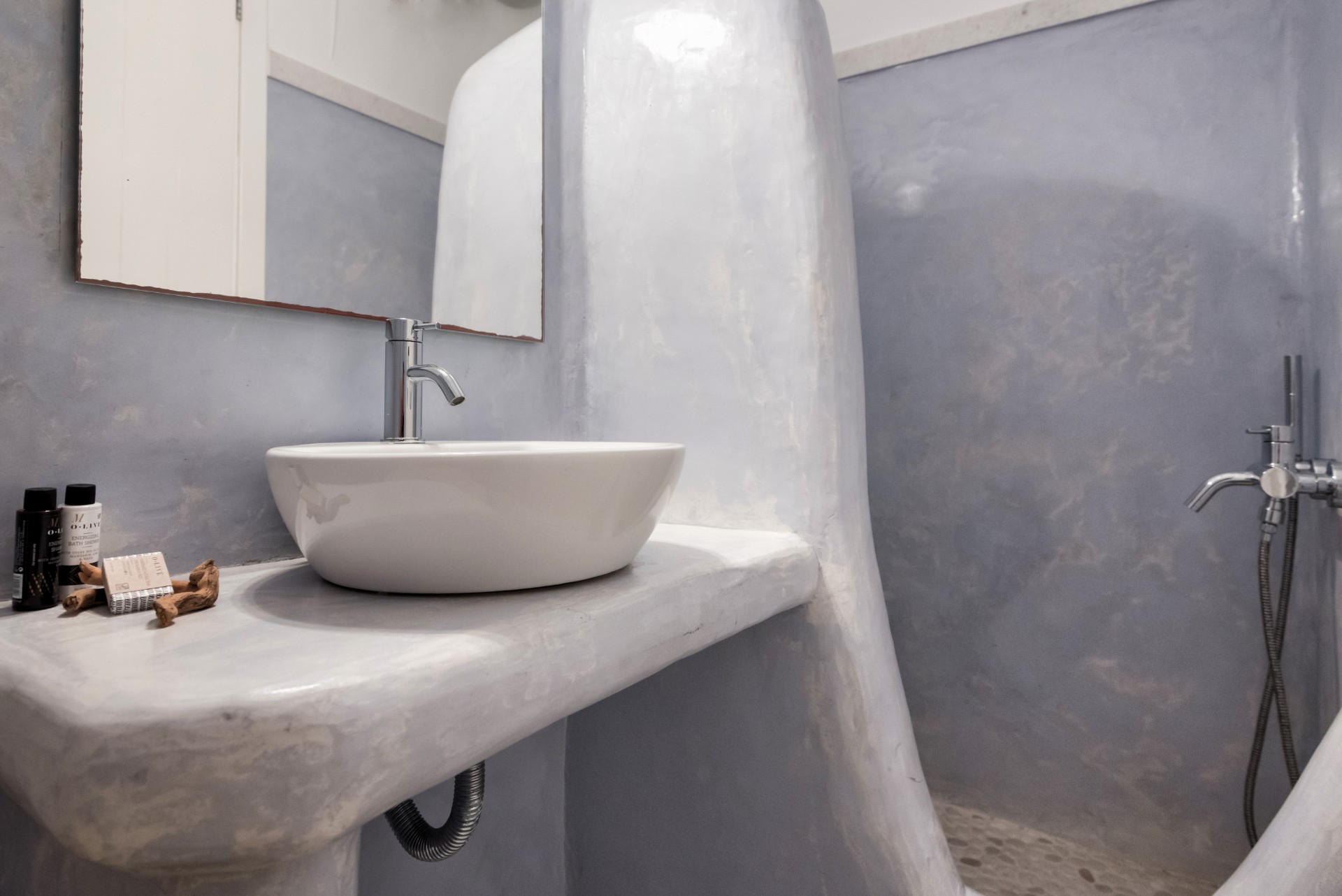 bio-rentals-koufonissia-salle-de-douche